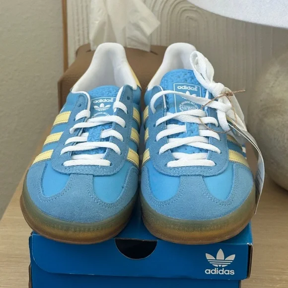 adidas gazelle silver green womens adidas Womens Gazelle Indoor Shoes – ShopCGX